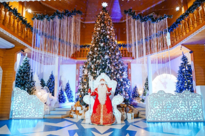 Дед Мороз зажжет новогоднюю елку в день своего рождения &mdash; онлайн-трансляция праздника