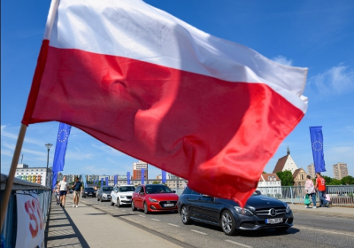 Польша призывает своих граждан срочно покинуть территорию России